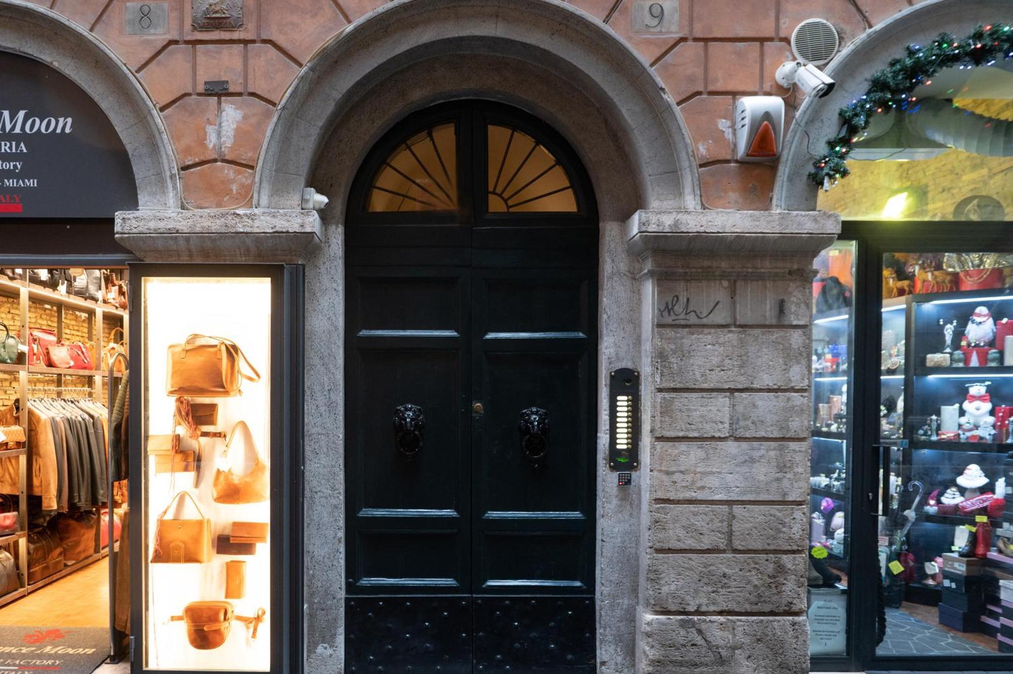 Pantheon Charming Accommodation — Photos 1